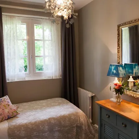 Le Petit Chateau Holiday home