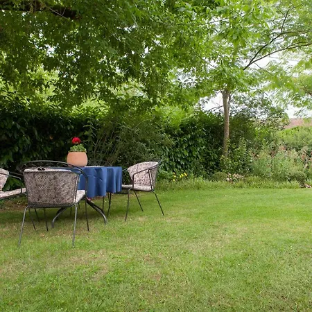 Le Petit Chateau *