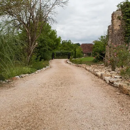 Le Petit Chateau